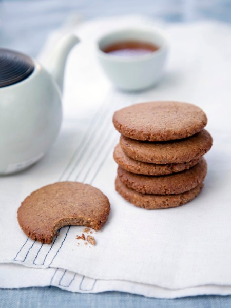 Miha Matei, Tia's Bakery