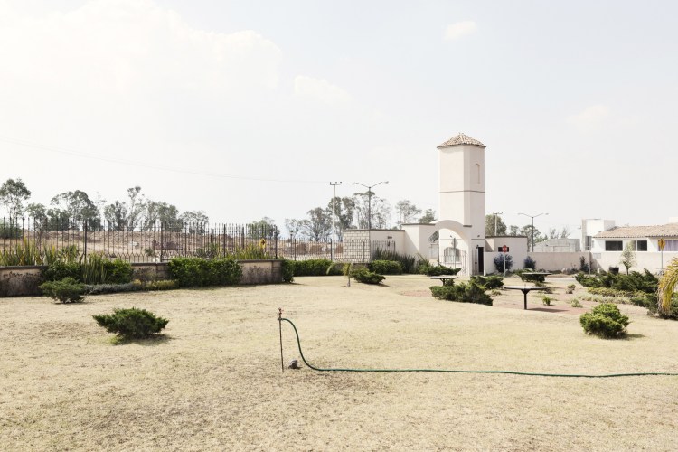 Floresta-Mexico-City-Mexico-2011-2