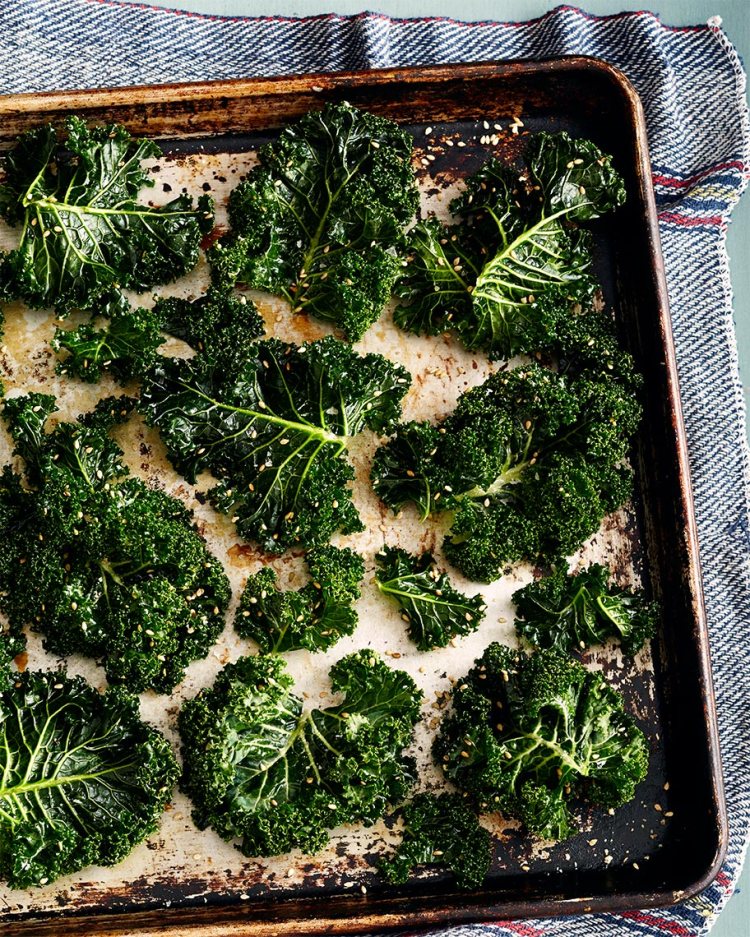 20131206_Martha_Food_KaleChips_26_