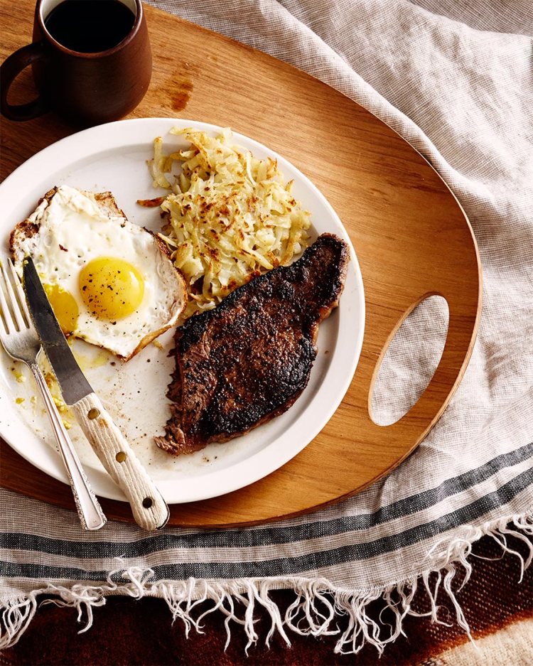20131206_Martha_Food_steak-and-eggs_230_