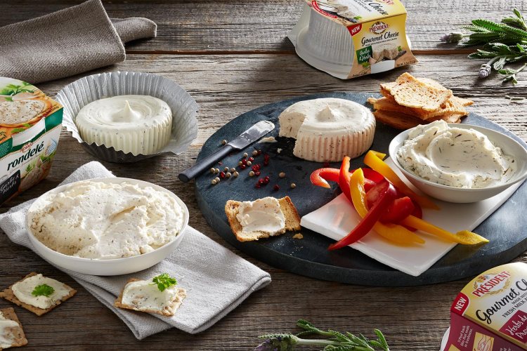 Spread_group_B_focus_final_retouched